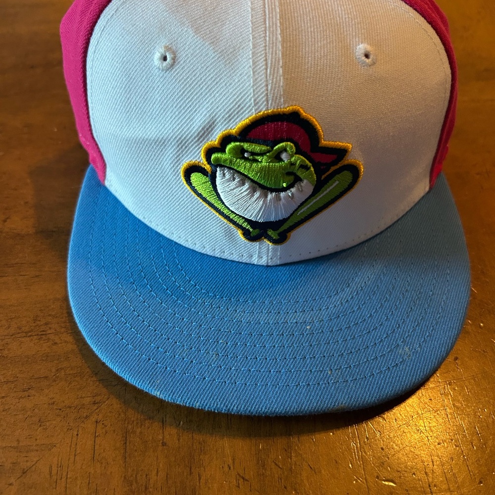 GREENVILLE DRIVE: New Era Pink and Black 59FIFTY Cap